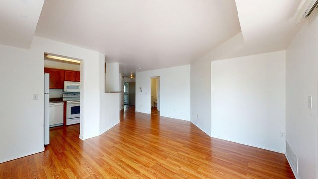 2201 S Huron Parkway 1, Ann Arbor, MI 48104