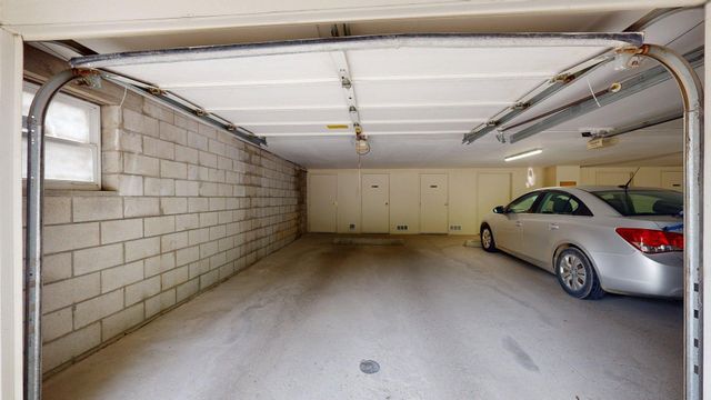 2201 S Huron Parkway 1, Ann Arbor, MI 48104