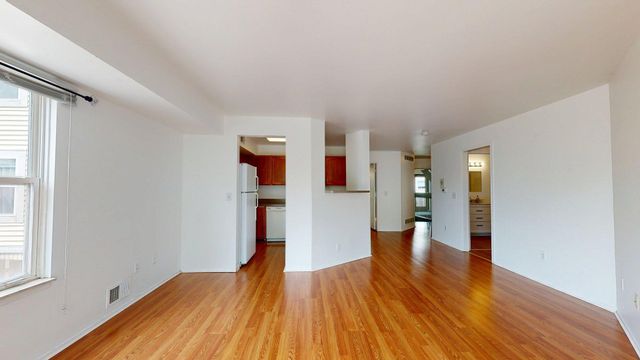 2201 S Huron Parkway 1, Ann Arbor, MI 48104