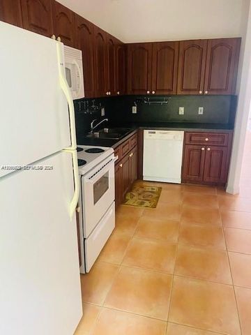 13272 Old Biscayne Dr 102, Homestead, FL 33033