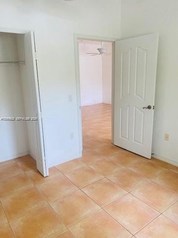13272 Old Biscayne Dr 102, Homestead, FL 33033