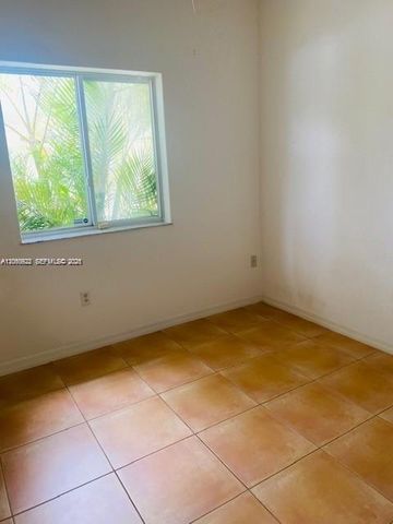 13272 Old Biscayne Dr 102, Homestead, FL 33033