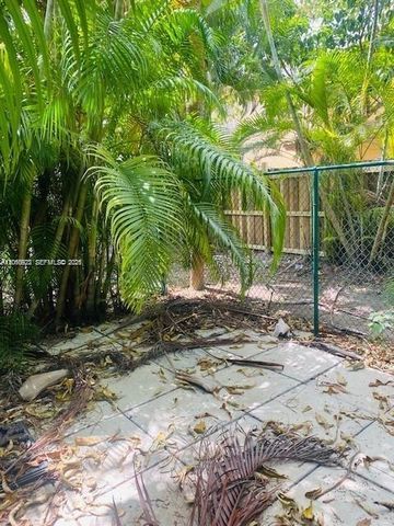13272 Old Biscayne Dr 102, Homestead, FL 33033