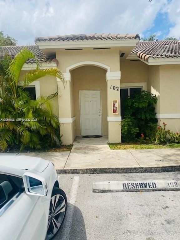 13272 Old Biscayne Dr 102, Homestead, FL 33033