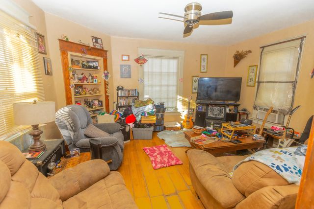 818 W Gambier Street, Mount Vernon, OH 43050