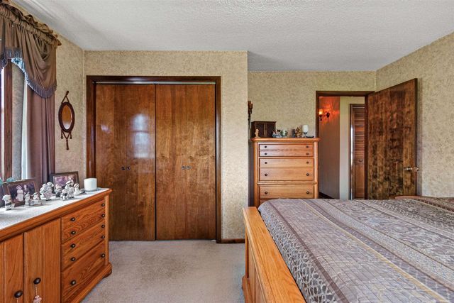 5805 COUNTY HIGHWAY F, Wisconsin Rapids, WI 54495