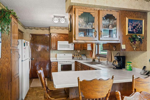 5805 COUNTY HIGHWAY F, Wisconsin Rapids, WI 54495