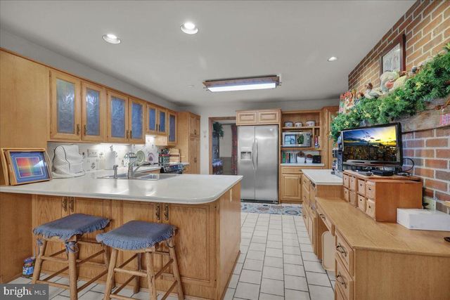 403 ARROWHEAD TRL, Reading, PA 19608