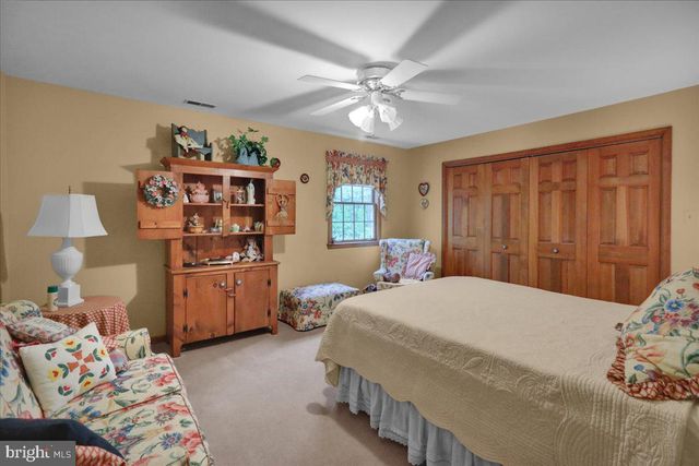 403 ARROWHEAD TRL, Reading, PA 19608