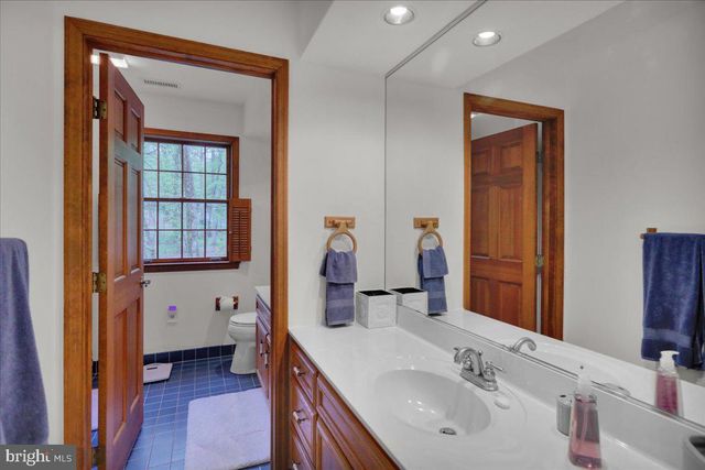 403 ARROWHEAD TRL, Reading, PA 19608