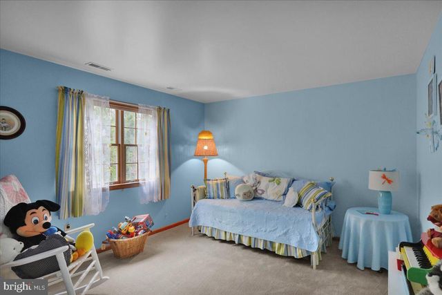 403 ARROWHEAD TRL, Reading, PA 19608