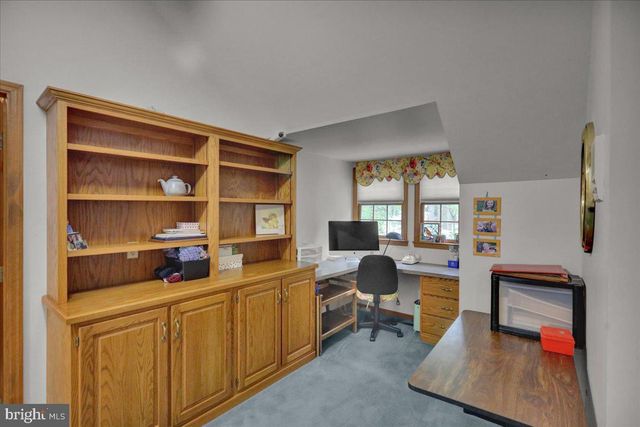 403 ARROWHEAD TRL, Reading, PA 19608