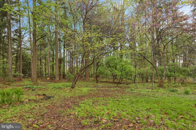 403 ARROWHEAD TRL, Reading, PA 19608
