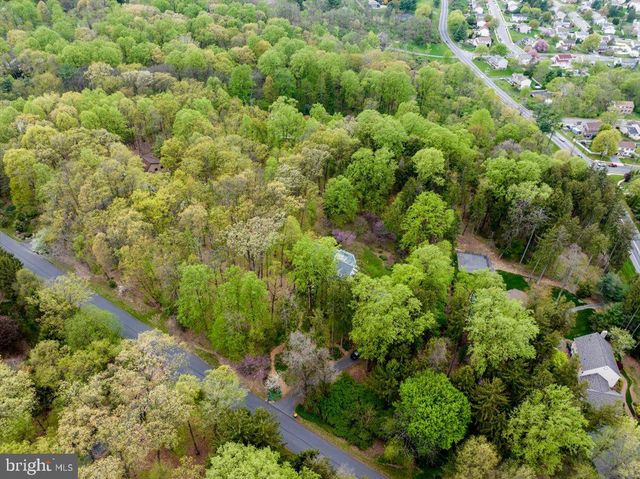 403 ARROWHEAD TRL, Reading, PA 19608