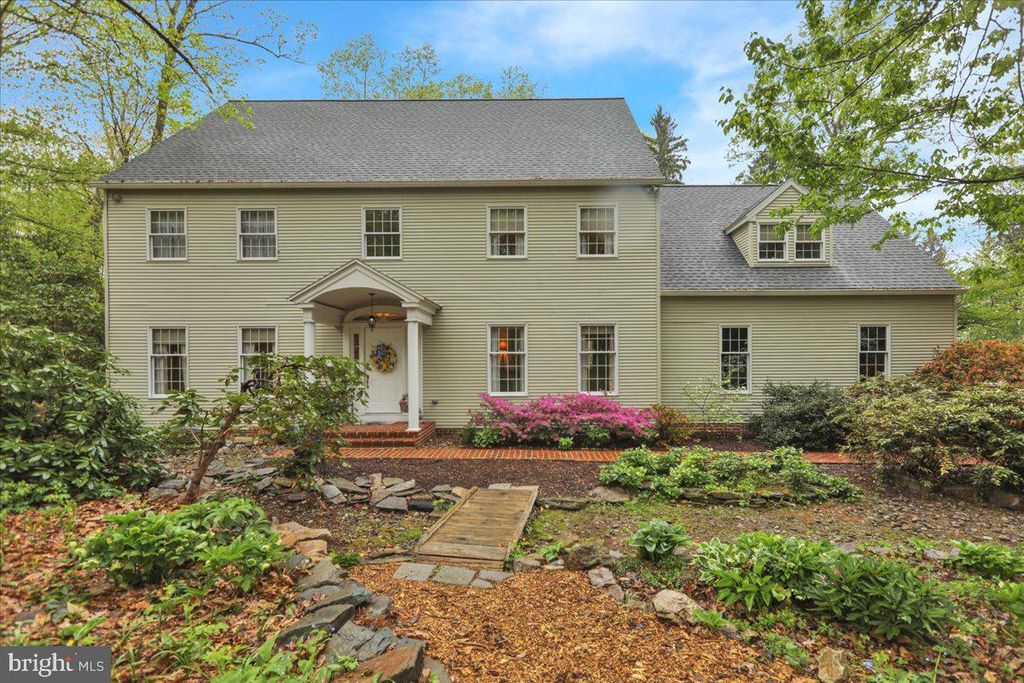 403 ARROWHEAD TRL, Reading, PA 19608