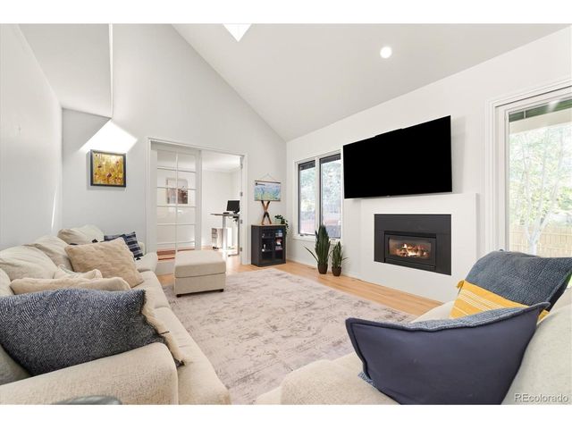 10268 E Lake Dr, Englewood, CO 80111