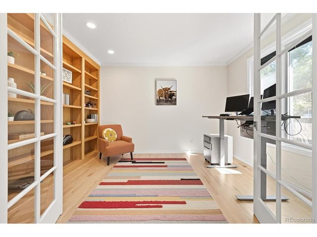 10268 E Lake Dr, Englewood, CO 80111