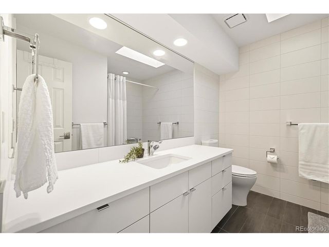 10268 E Lake Dr, Englewood, CO 80111