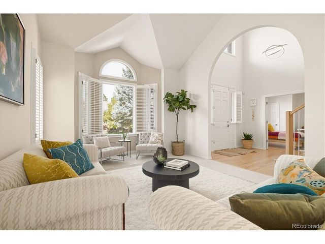 10268 E Lake Dr, Englewood, CO 80111