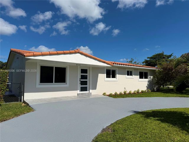 3250 SW 72 Court, Miami, FL 33155
