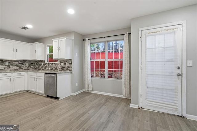 3301 Pine Grove Circle SE, Atlanta, GA 30316