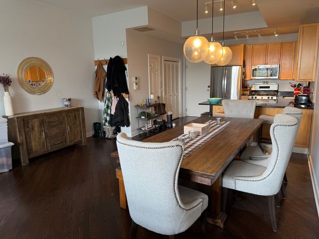 1601 W Altgeld Street 3B, Chicago, IL 60614