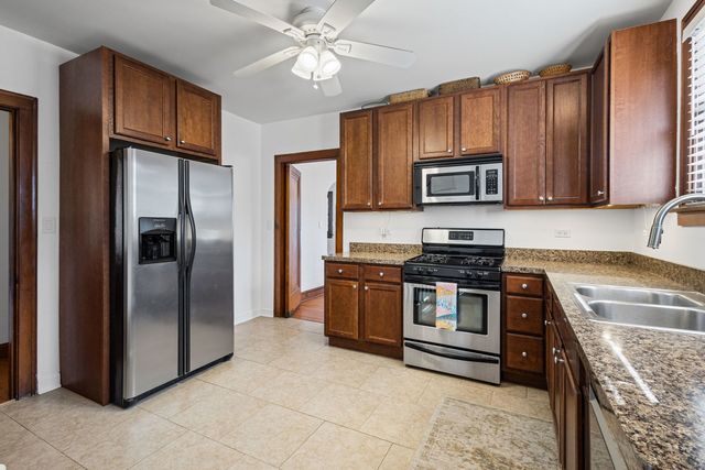 664 Burton Avenue, Highland Park, IL 60035