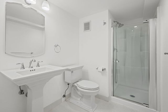 664 Burton Avenue, Highland Park, IL 60035