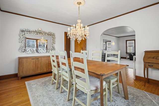 664 Burton Avenue, Highland Park, IL 60035