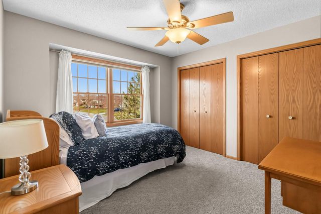 1316 Berwick Lane, Mahtomedi, MN 55115