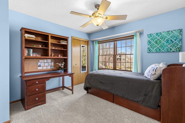 1316 Berwick Lane, Mahtomedi, MN 55115