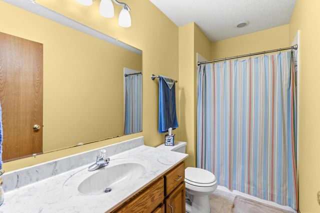 1316 Berwick Lane, Mahtomedi, MN 55115