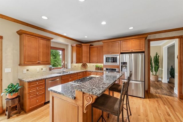 3617 149th Street, Urbandale, IA 50323