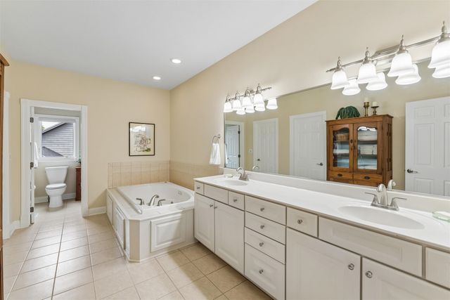 3617 149th Street, Urbandale, IA 50323