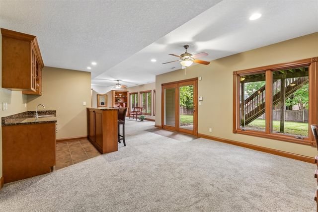 3617 149th Street, Urbandale, IA 50323