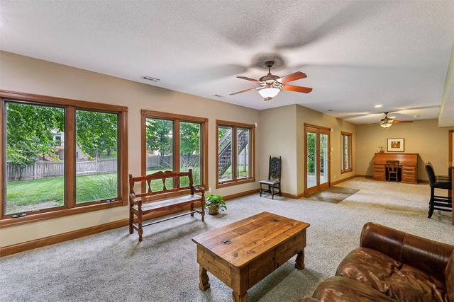 3617 149th Street, Urbandale, IA 50323