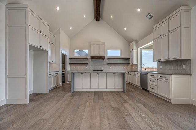 11501 Skyline View, Guthrie, OK 73044