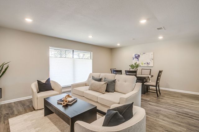 6940 Bal Lake Drive, Fort Worth, TX 76116