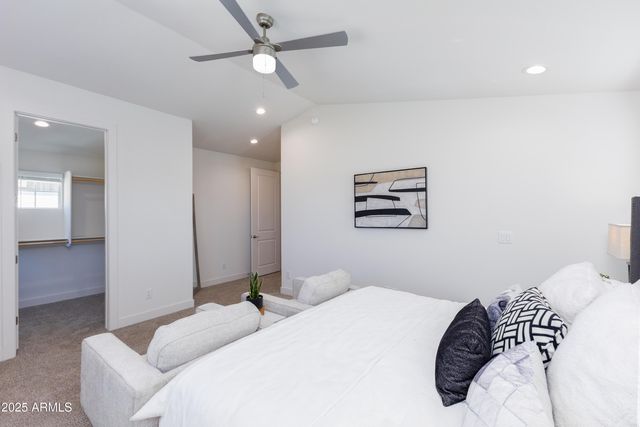 476 S SOHO Lane 2, Chandler, AZ 85225