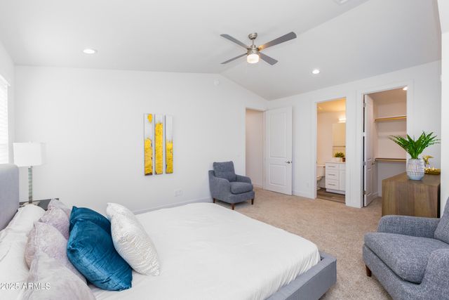 476 S SOHO Lane 2, Chandler, AZ 85225