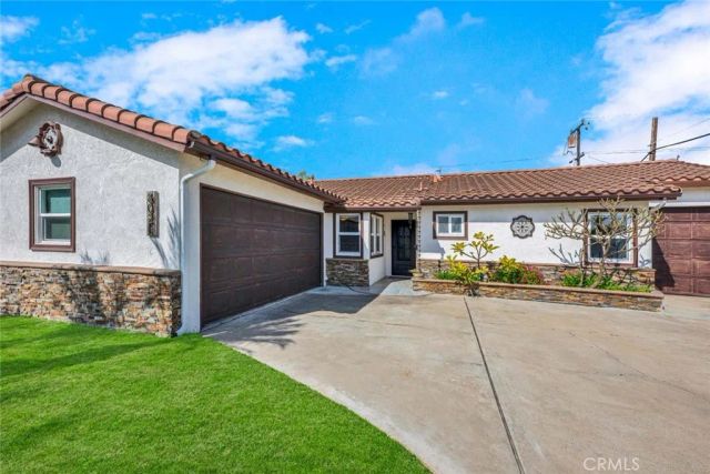 8021 Sterling, Huntington Beach, CA 92646