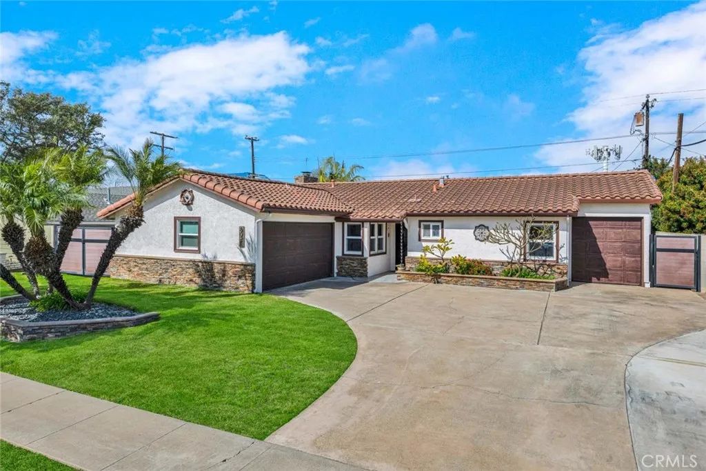 8021 Sterling, Huntington Beach, CA 92646