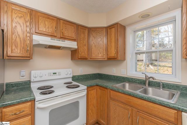 107 Brookside Circle, Honea Path, SC 29654