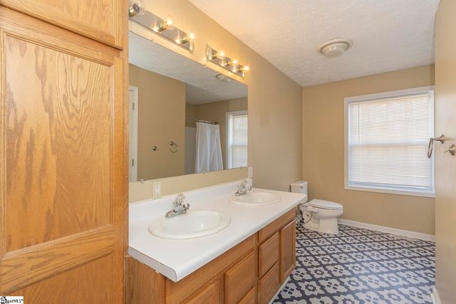 107 Brookside Circle, Honea Path, SC 29654