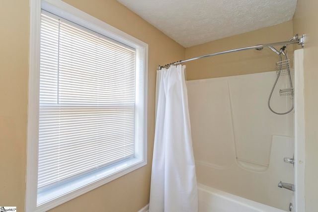 107 Brookside Circle, Honea Path, SC 29654