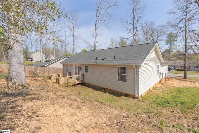 107 Brookside Circle, Honea Path, SC 29654