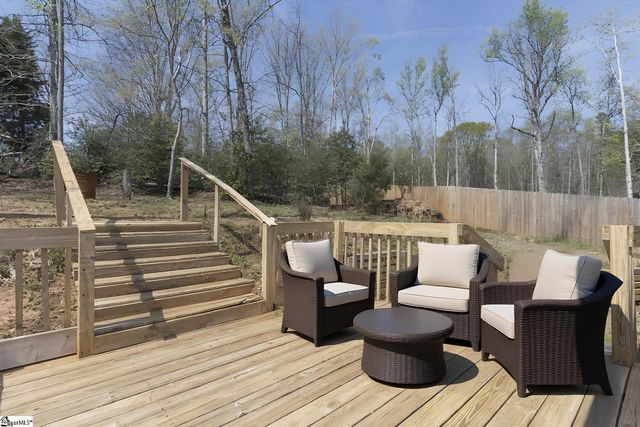 107 Brookside Circle, Honea Path, SC 29654