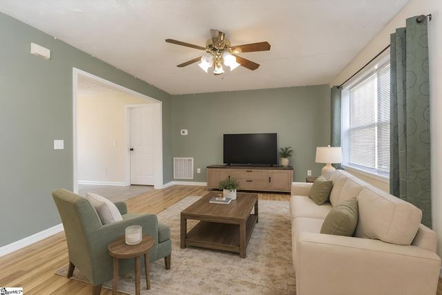107 Brookside Circle, Honea Path, SC 29654