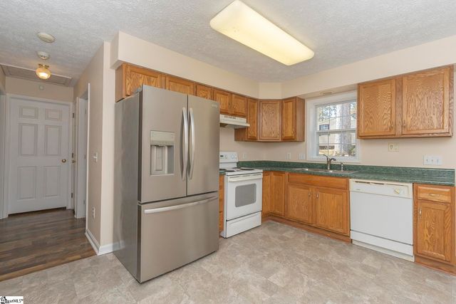 107 Brookside Circle, Honea Path, SC 29654