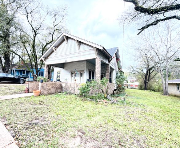 304 Nolan Trce, Leesville, LA 71446